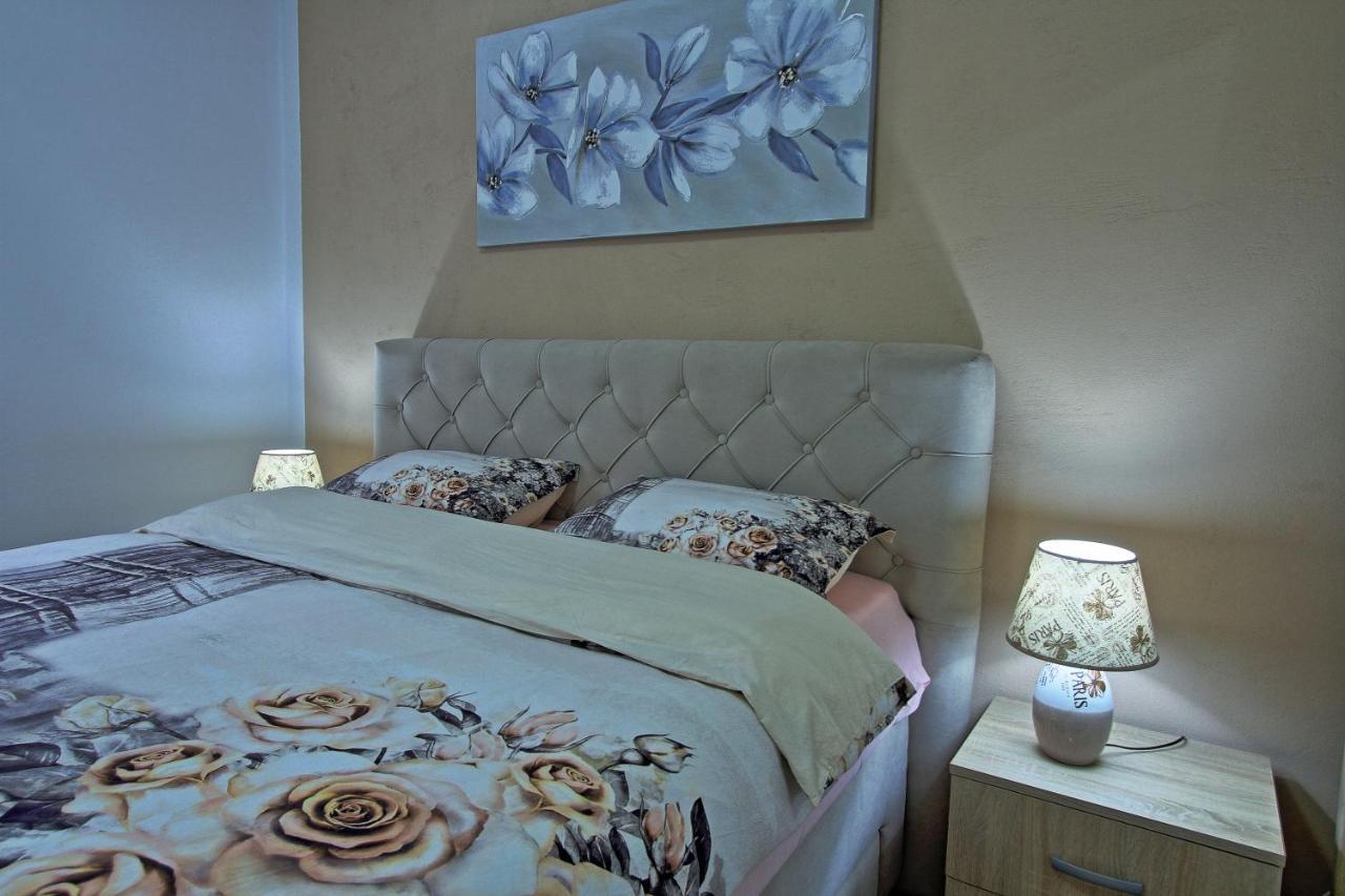 Holiday House Lana Otočac المظهر الخارجي الصورة
